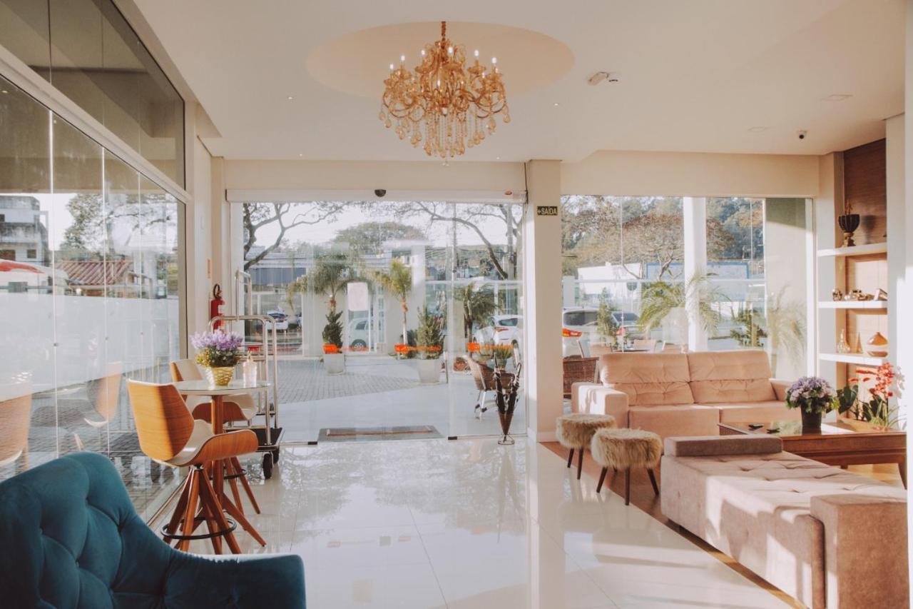 Confort Fronteira Hotel Сантана-ду-Лівраменту Екстер'єр фото
