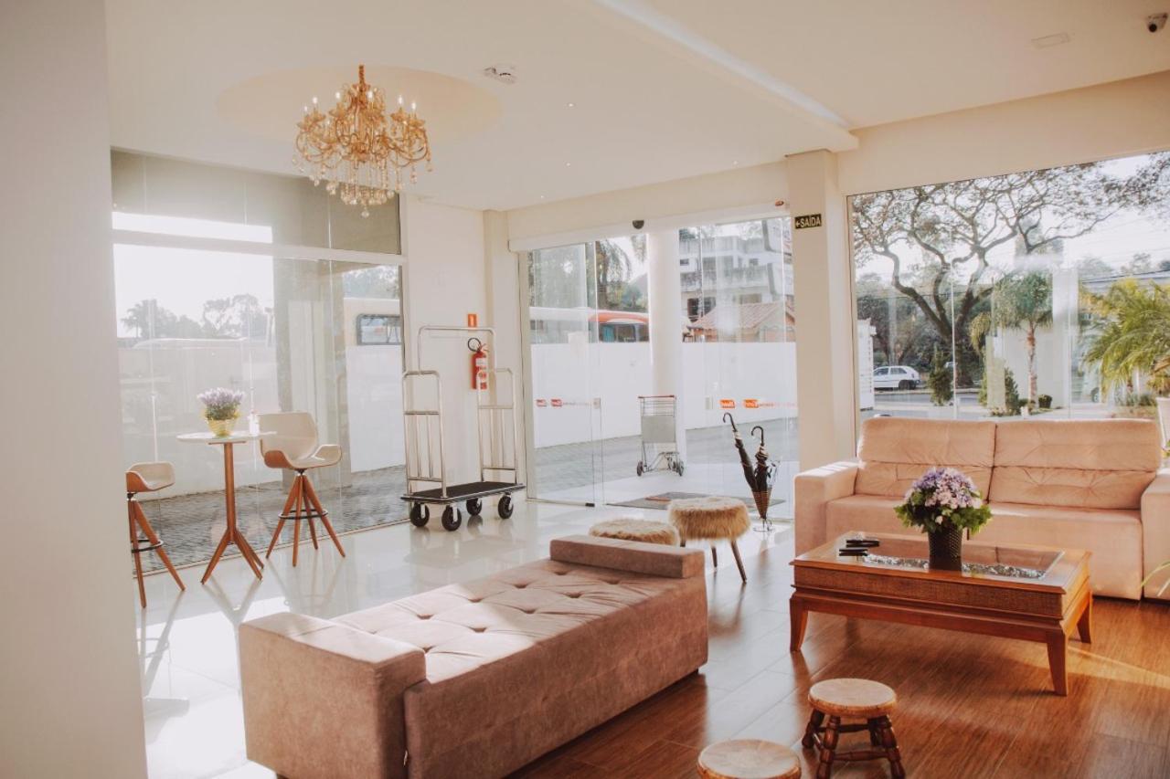 Confort Fronteira Hotel Сантана-ду-Лівраменту Екстер'єр фото